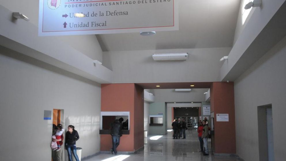 Investigan la supuesta violación de la menor a la espera de la cámara Gesell.