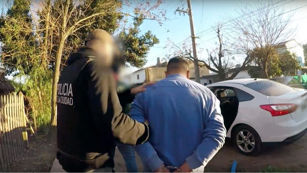 Un joven de 23 años, último prófugo de la banda, fue detenido.