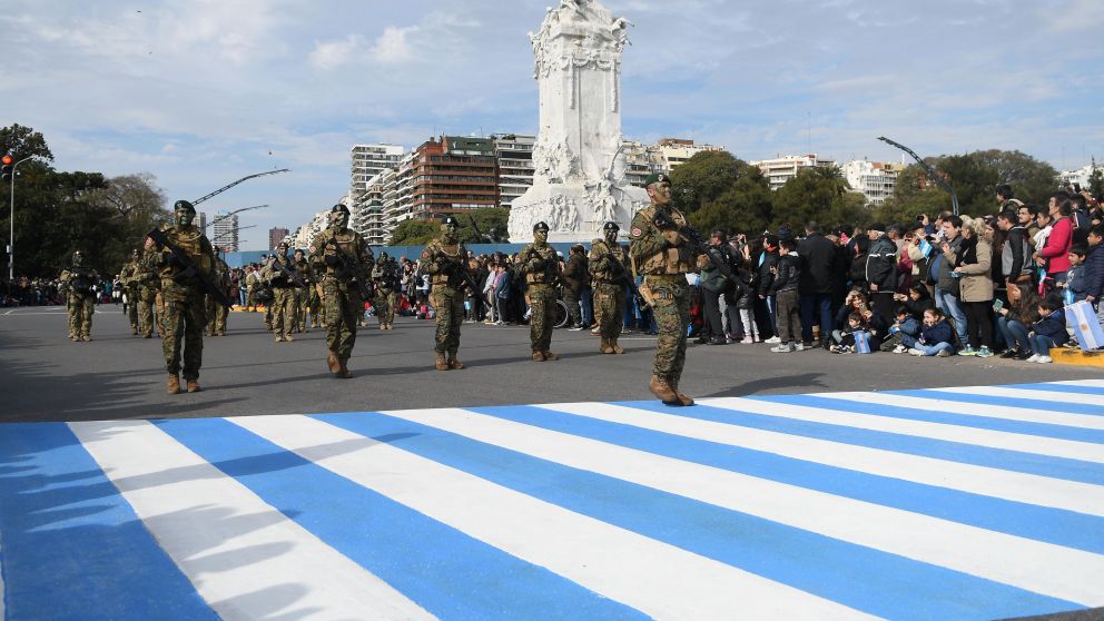 Tras el desfile celebrado en Paraná, el vehículo sufrió un desperfecto. (Imagen de archivo - Ruben Paredes/Crónica)