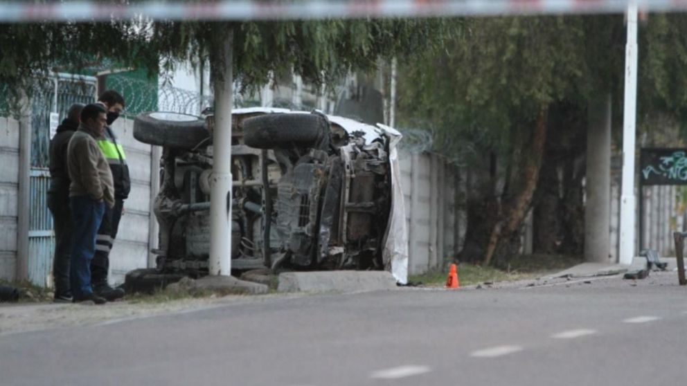 Así quedó la Toyota luego del fatal accidente.