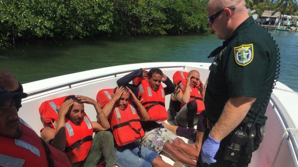 Así detuvieron a un grupo de cubanos que intentó ingresar ilegalmente a Estados Unidos.