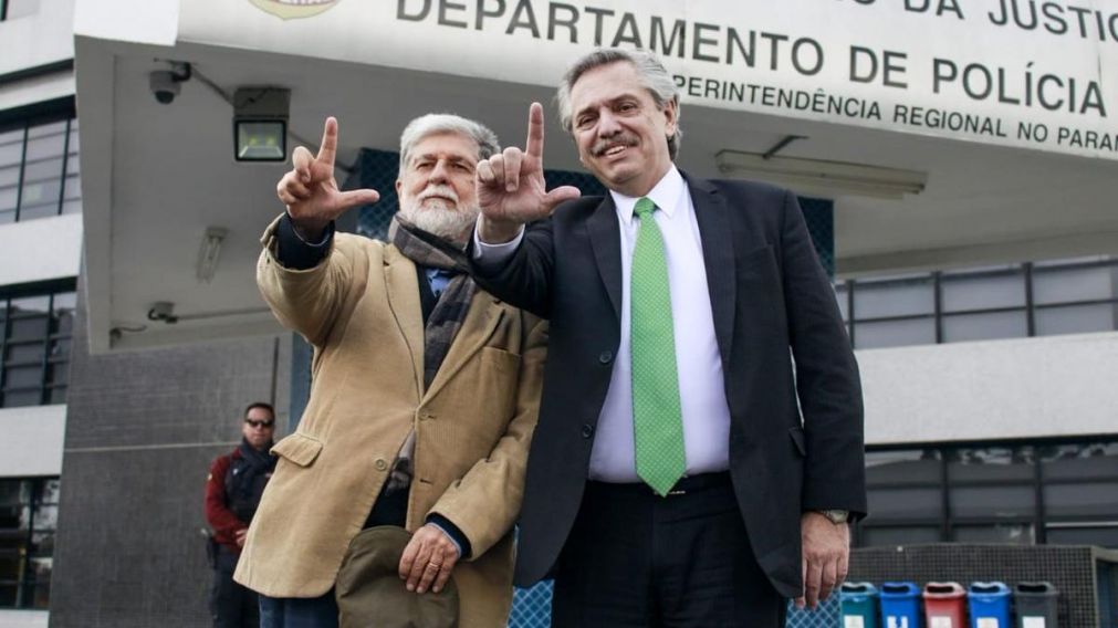 Alberto Fern�ndez apoy� fuertemente a Lula. 