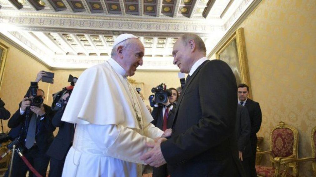 El Santo Padre y el presidente de la Federación Rusa. (Gentileza: Vatican Media)