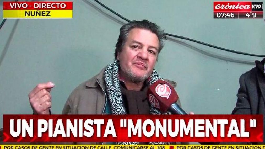 Un pianista "Monumental": la historia del sin techo que durmió en cancha de River