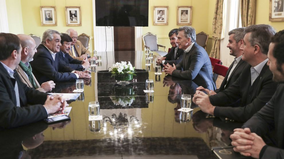 Macri recibió a representantes de la Mesa de Enlace Agropecuaria.