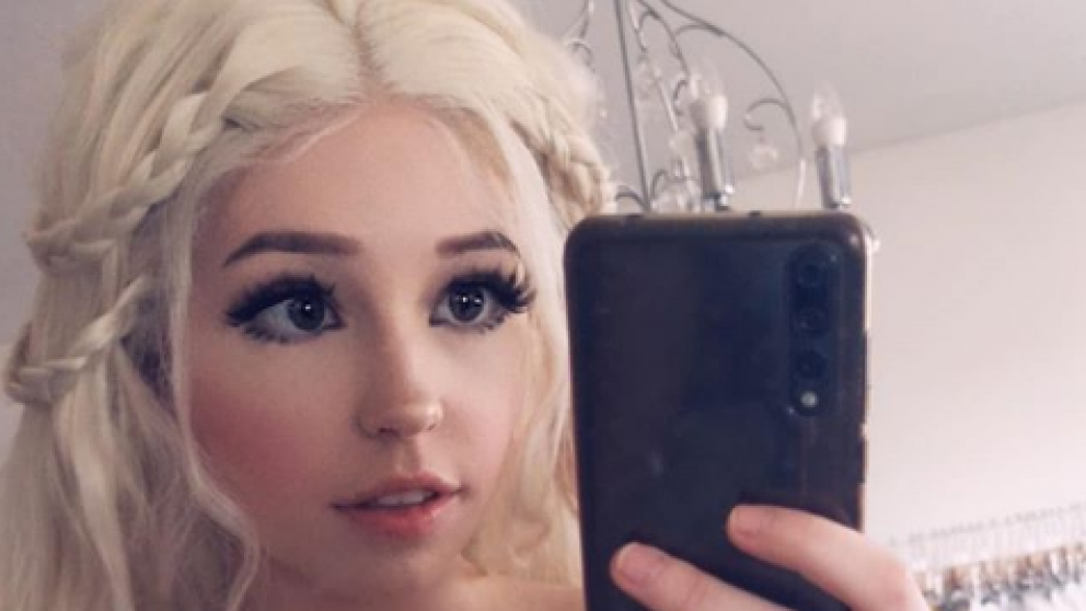 La influencer de tan solo 19 años, Belle Delphine generó gran revuelo en redes.