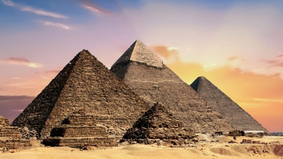 El medallón tiene una señal de lo que podría considerarse un encuentro más que cercano entre civilizaciones (Foto ilustrativa)