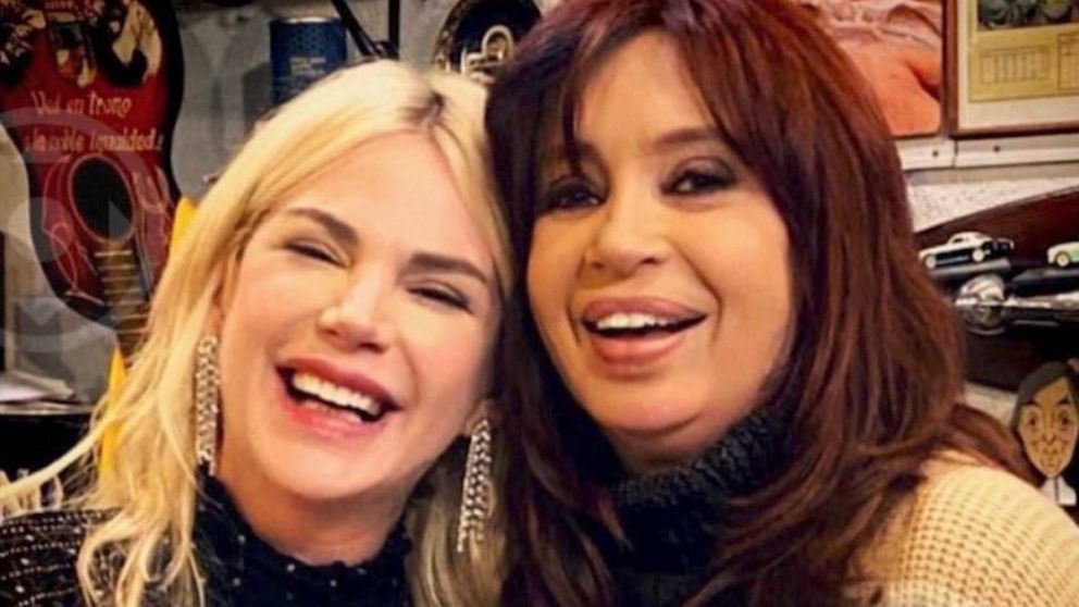 Cristina Kirchner recibi� a Esmeralda Mitre en su departamento.
