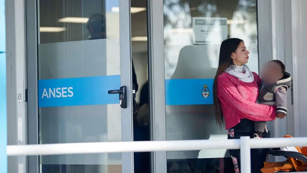 ANSES: advierte por intentos de estafa en la vía pública