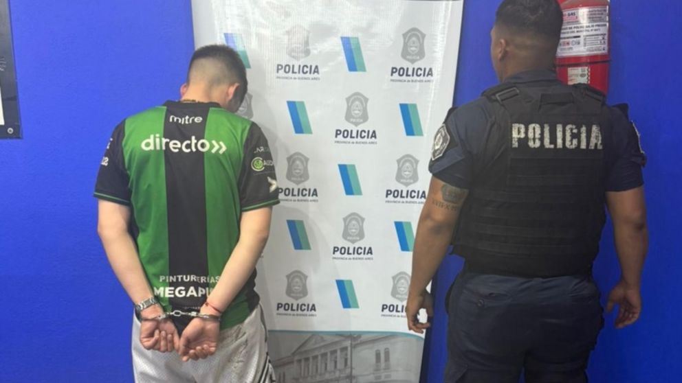Este es el sujeto que resultó capturado por los efectivos policiales.
