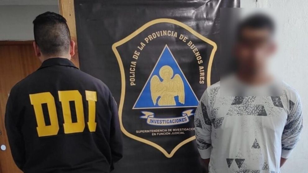 Este es el individuo que resultó aprehendido por los investigadores policiales.