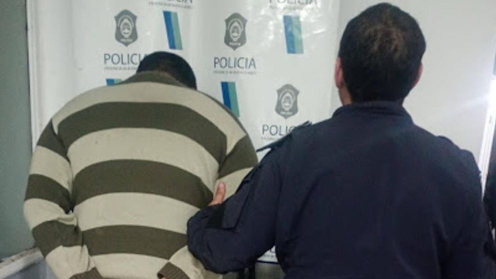 Este es el sujeto que fue detenido por las autoridades policiales.