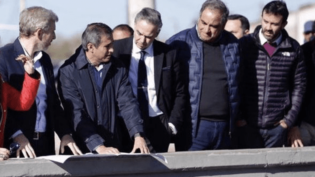 Pichetto recorrió la obra del río Tajamar que beneficiará a 180.000 vecinos (Twitter).
