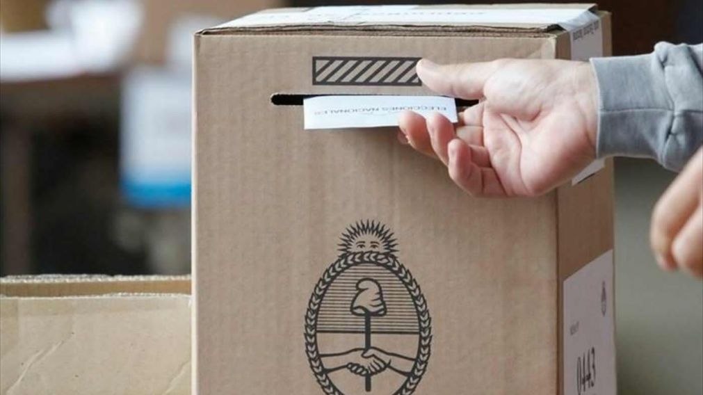 El gobierno apoya el pedido para suspender las PASO.