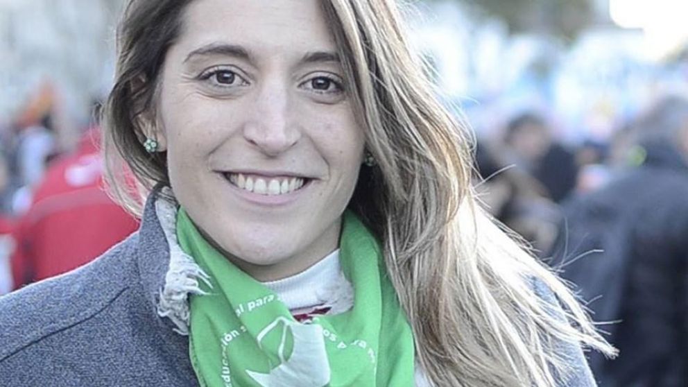 Manuela Castañeira, va con Eduardo Mulhall como vicepresidente.