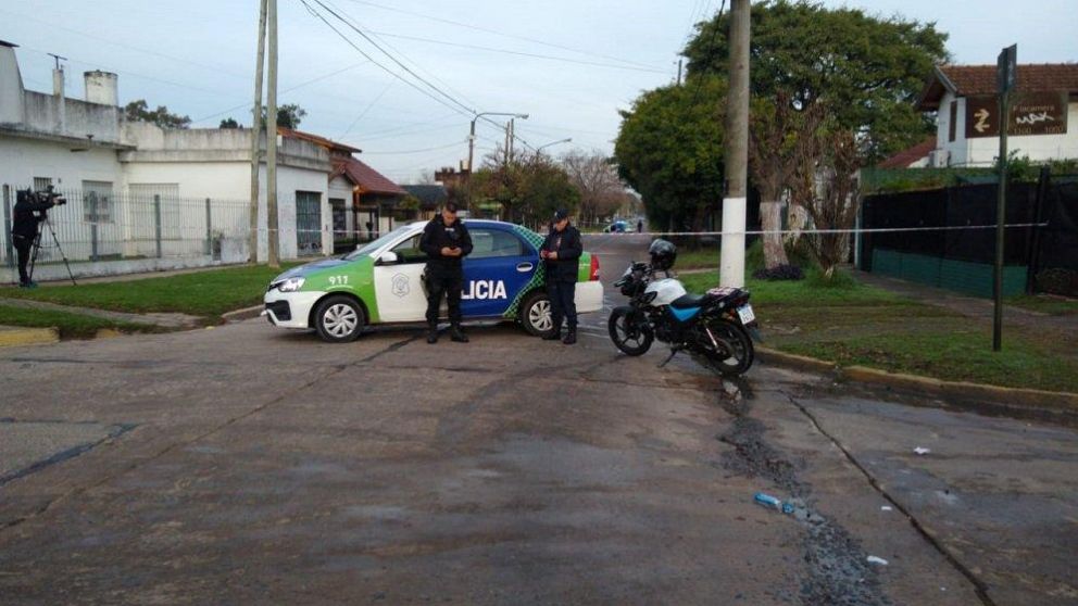 Conmoción en el barrio. (Gentileza El Diario sur).
