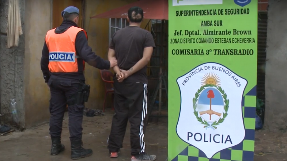 Nueve detenidos en Esteban Echeverría.