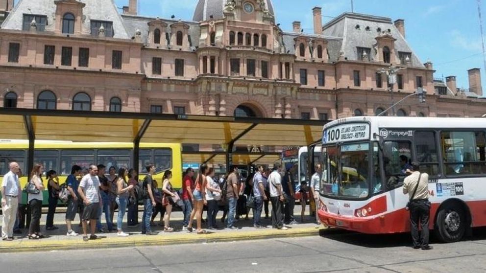 A través del sistema GPS, los usuarios sabrán cuándo tienen que esperar en cada parada.