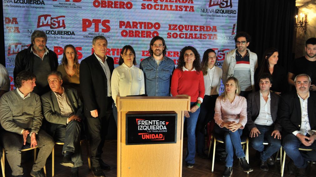 La izquierda también presenta una lista conjunta.