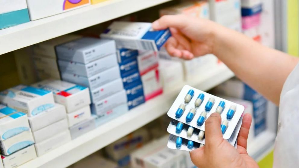 Las farmacias dan la opción de llevar el blister y guardar la cajita a nombre del cliente.