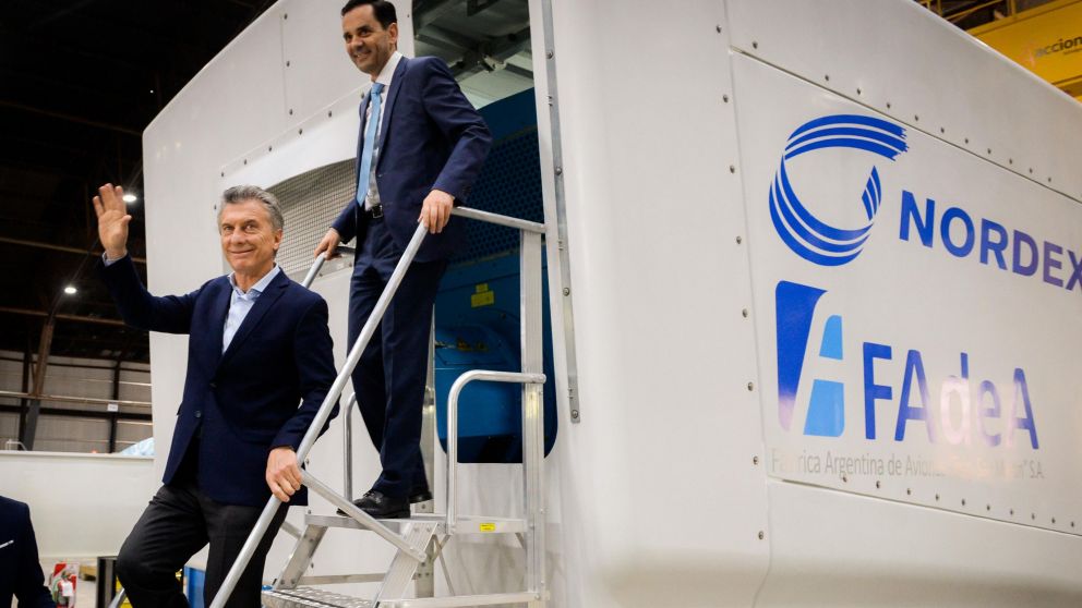 "En diez años no había hecho un solo avión", dijo Macri sobre la fábrica (Presidencia)