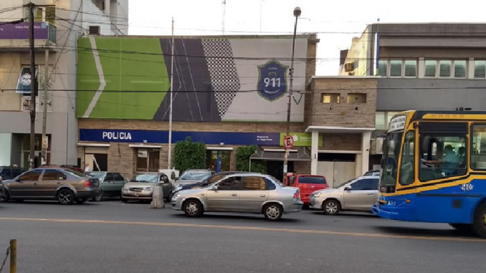 Pesquisa de la comisaría de Ramos Mejía en La Matanza, se encargan de investigar lo ocurrido.