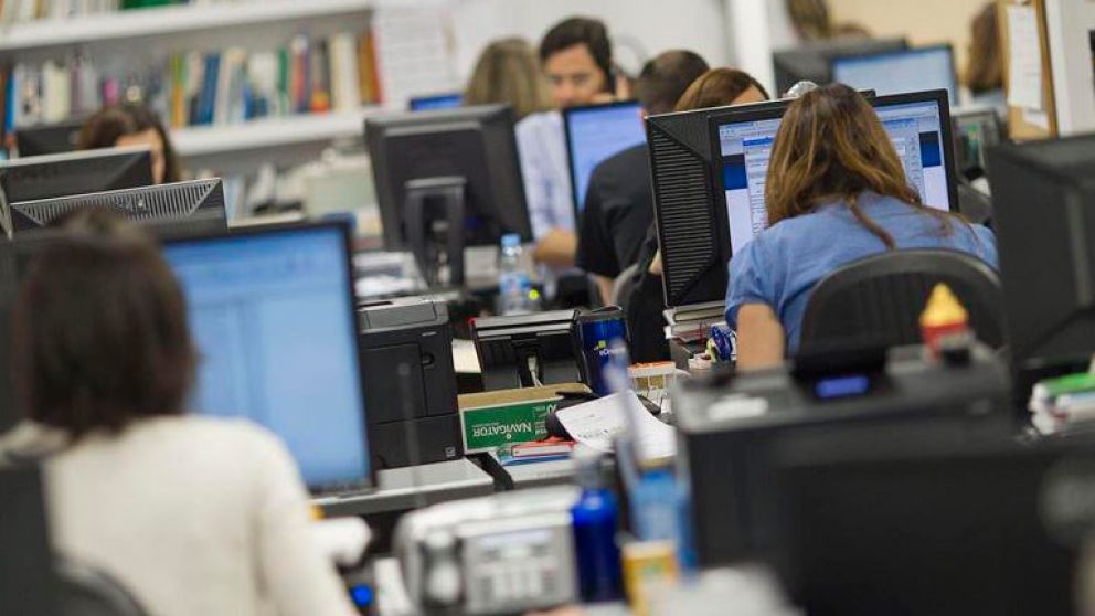 En la Administración Nacional se perdieron 6.600 puestos.