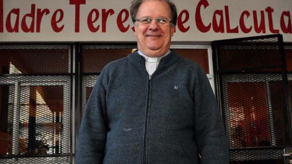 El padre Pablo Molero le envió una carta al presidente.