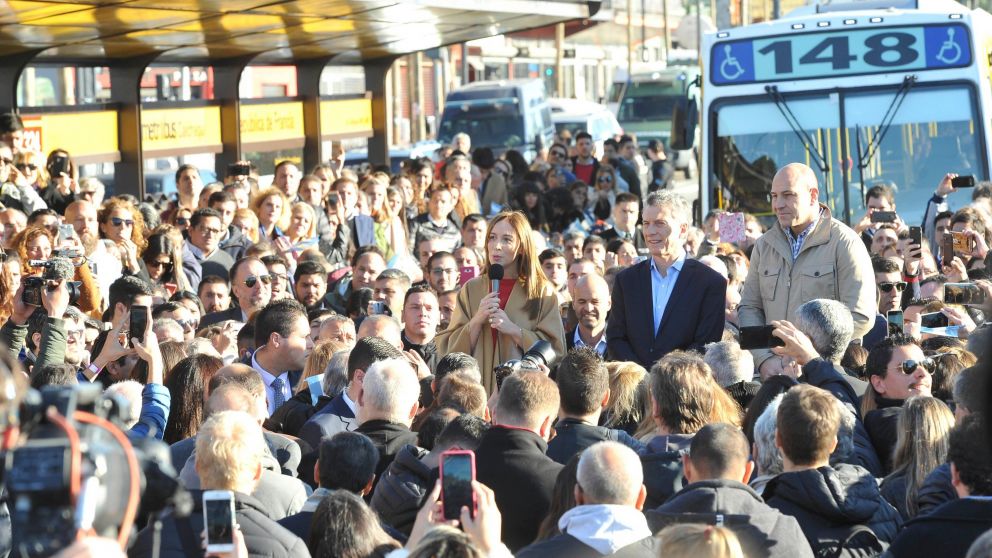 Vidal, Macri y Molina durante el acto inaugural (Presidencia)