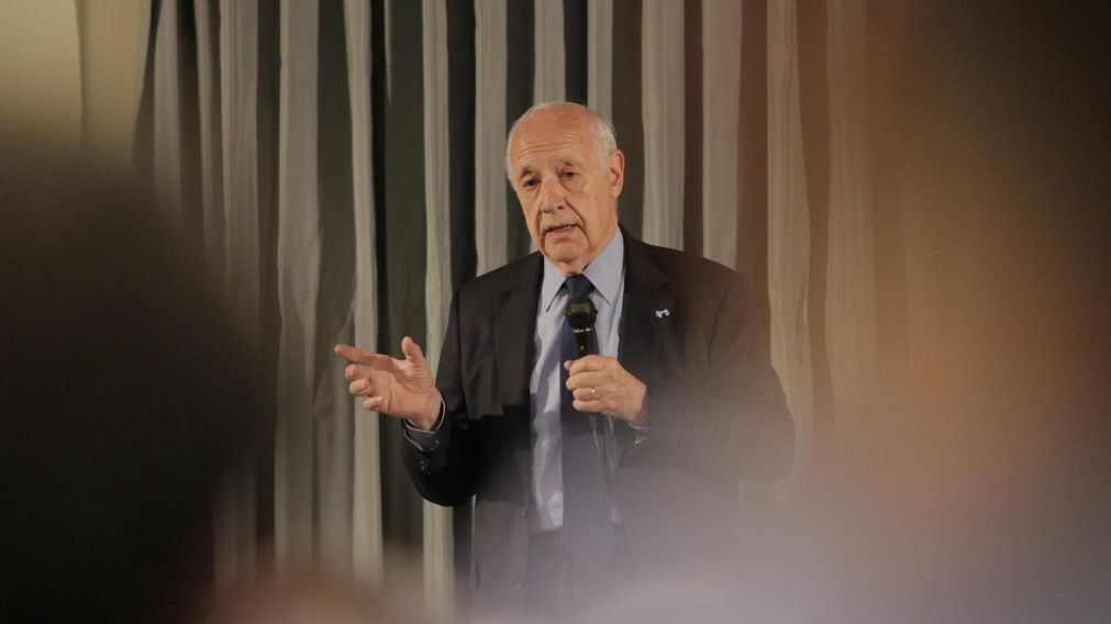 El candidato a Presidente Roberto Lavagna habl� de cara a la presentaci�n de su candidatura. 