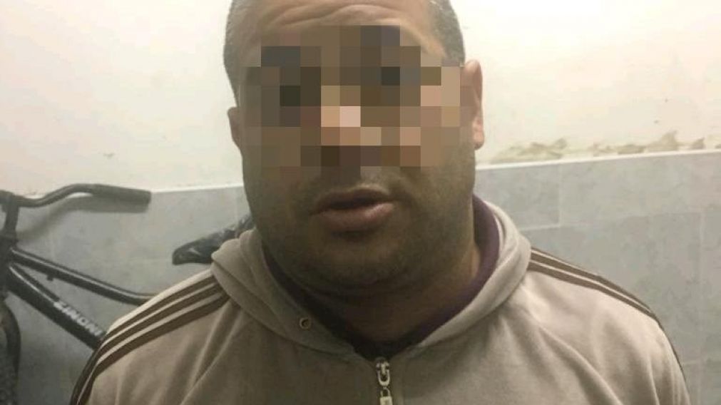 El acusado fue detenido en la puerta de su casa.