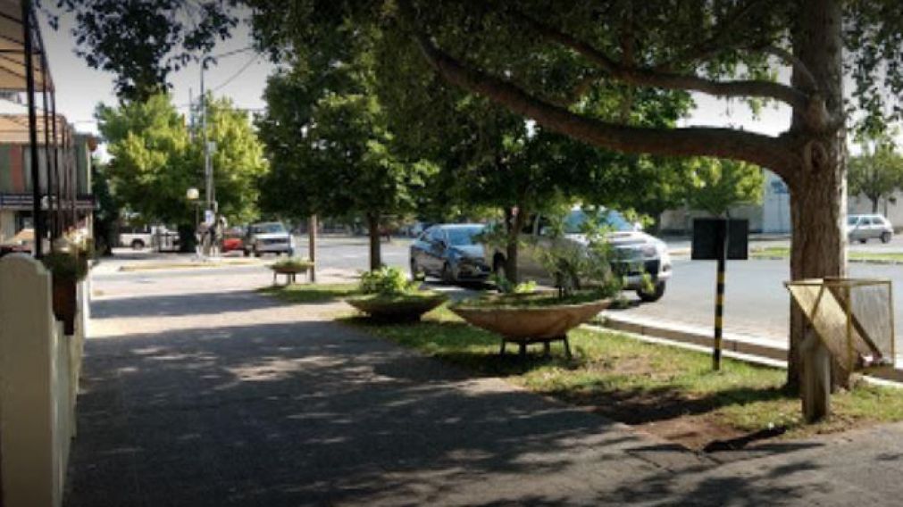 El acusado trabajaba en el edificio municipal situado en la calle Fray Inalicán Oeste. (Google Street View)