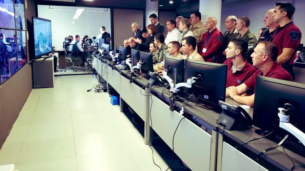 Así la Ministra participó del operativo. (@PatoBullrich)