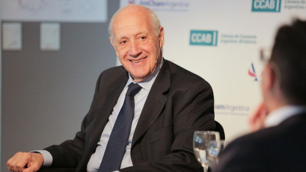 El postulante planteó los "lineamientos para un gobierno de unidad nacional".