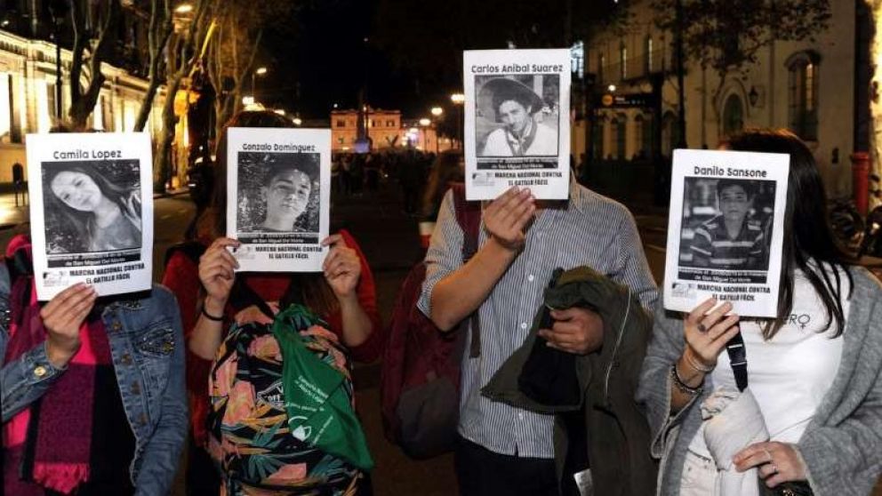 Ya son 12 los arrestados por la persecuci�n y tiroteo que termin� en tragedia.