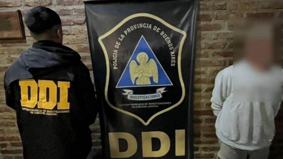 Este es el sospechoso que result� aprehendido por los investigadores policiales.