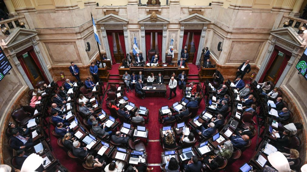 El Senado dio un nuevo golpe al presidente Javier Milei.
