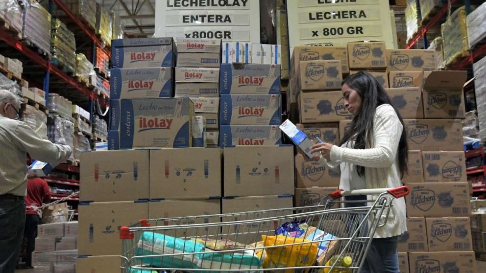 La suba del dólar oficial impactó en los precios mayoristas.