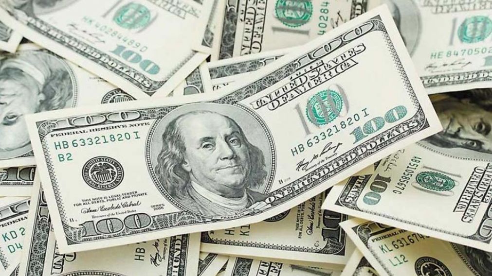 El dólar minorista cerró a $44,50 en el promedio de la city.