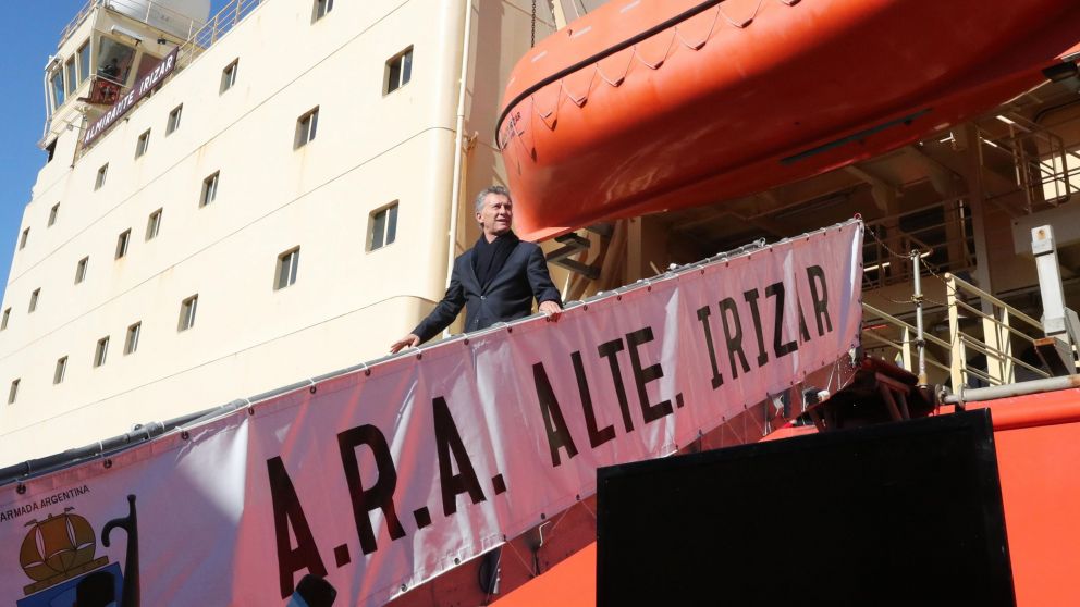 Macri a bordo del rompehielos de la Armada "Almirante Ir�zar" (Prensa Presidencia).