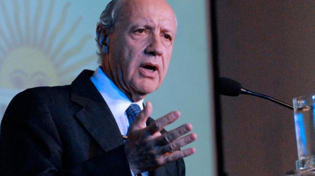 El precandidato a presidente brindió detalles sobre su espacio de cara a las próximas elecciones.