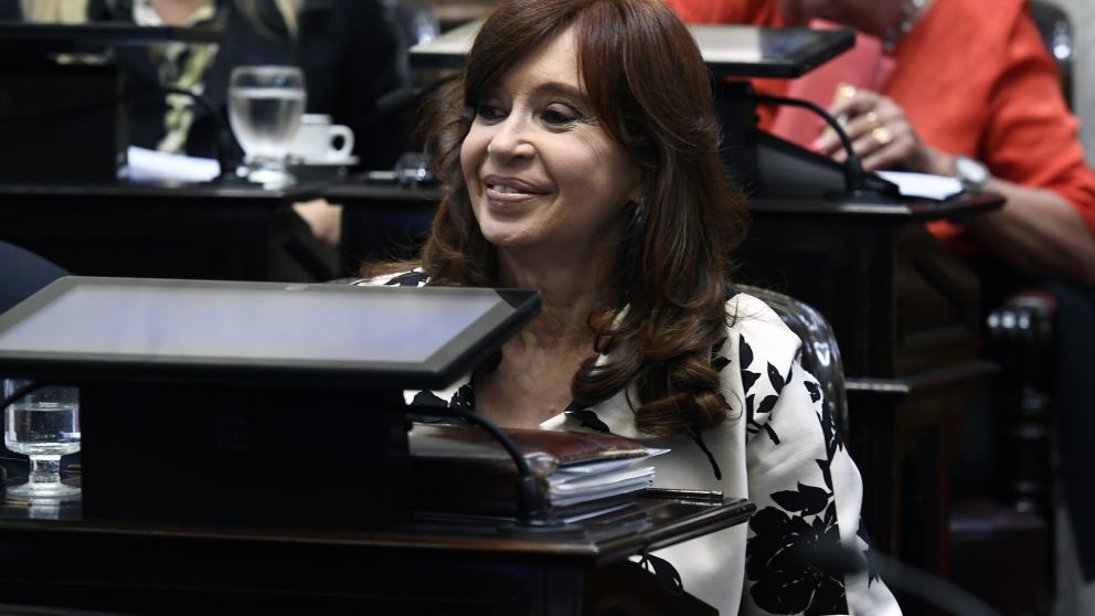 Luego del escándalo del 2015, buscan una formula de traspaso.