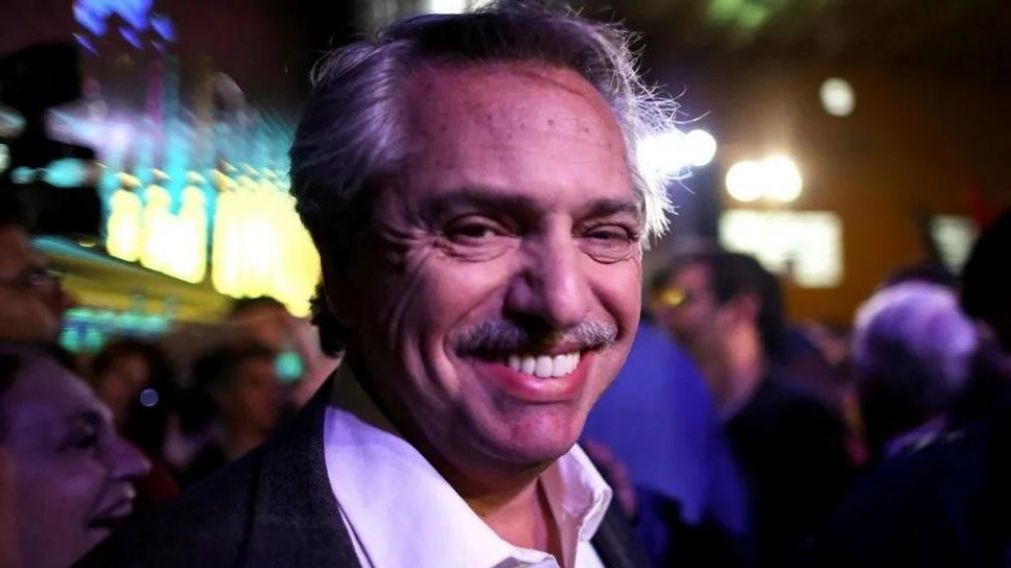 Fernández se manifestó a través de Twitter.