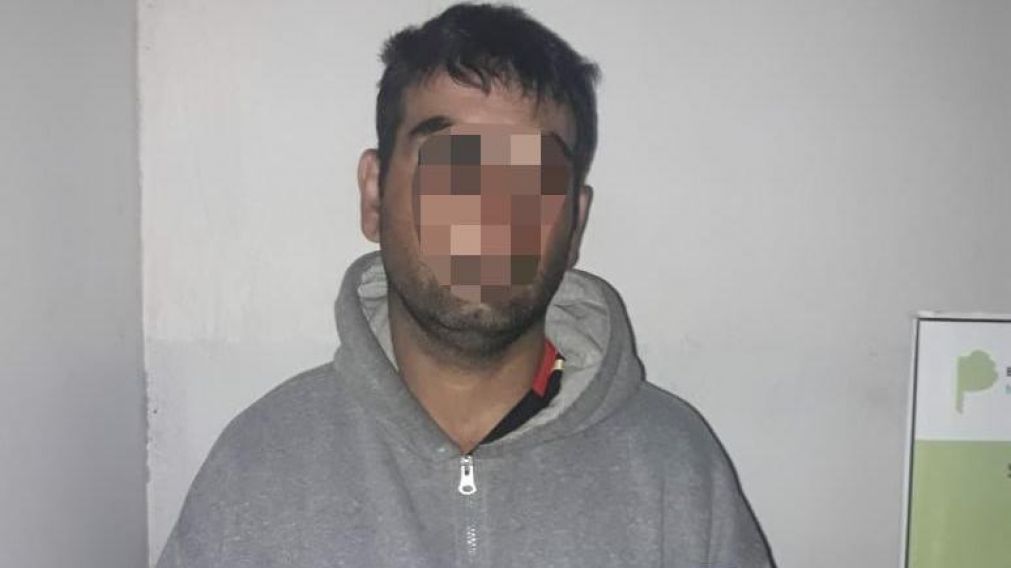 "Riqui" tiene 34 años y es conocido en el barrio por proveer de pasta base.