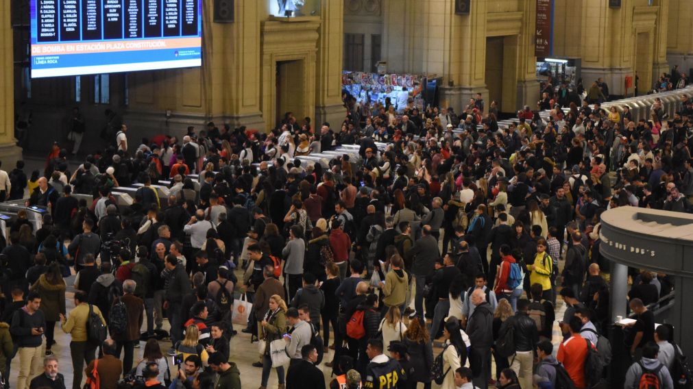 La gente no puede regresar a sus hogares. (Pablo Villan - Diario Crónica)