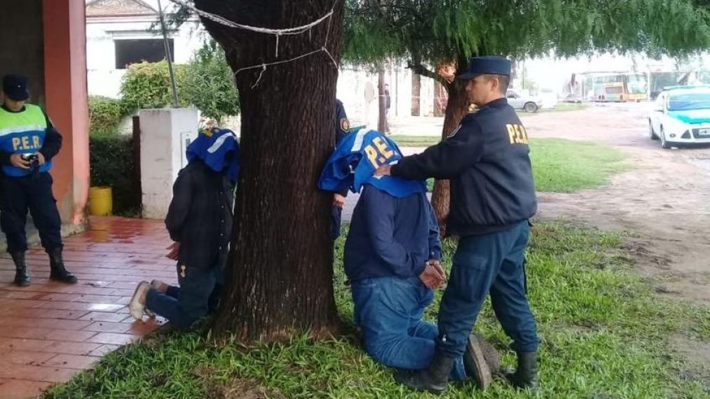 La Polic�a detuvo a Juan Jes�s Fern�ndez y a su hija.