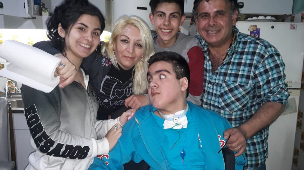 Marquitos y su familia son inseparables y nunca perdieron la sonrisa. 