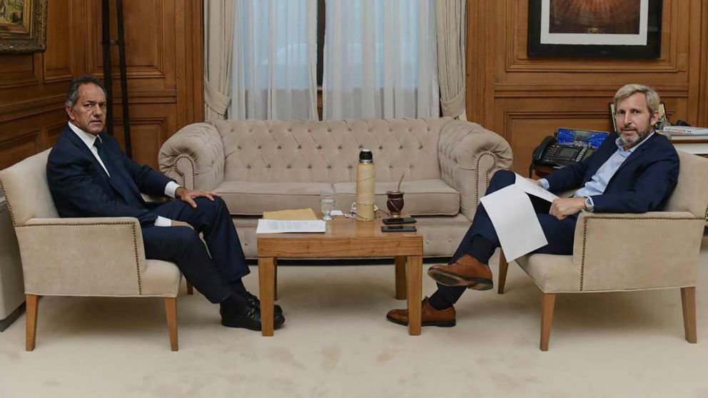 Scioli, junto a Frigerio (Télam).