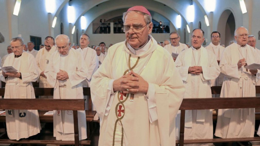 Monseñor Ojea sentó la postuyra de la iglesia ante la negociación política.