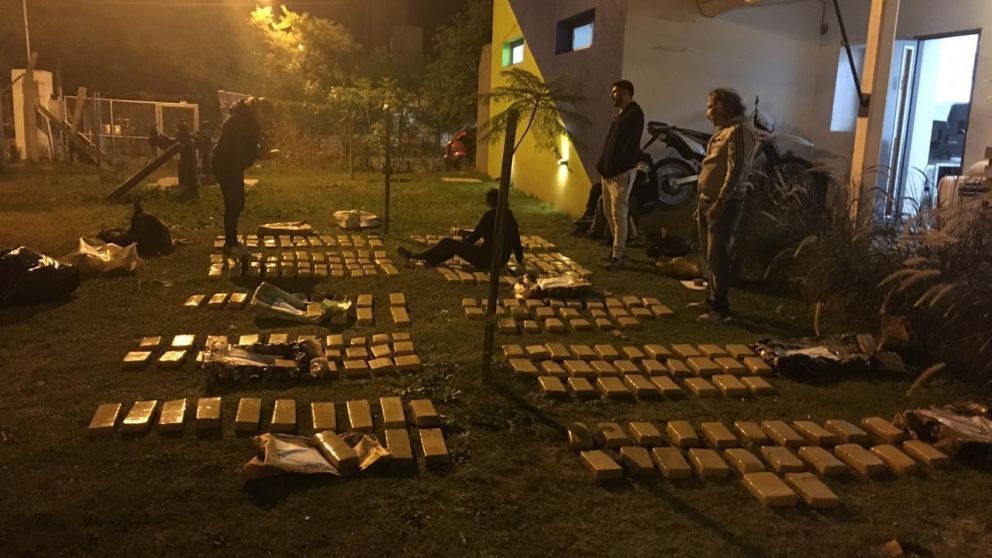 La droga secuestrada en el operativo.